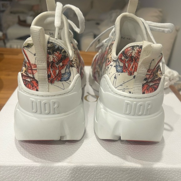 Dior D Connect Zodiac Printed White Multicolor Lace Up Flat Trainer Sneaker 40 - Picture 5 of 9
